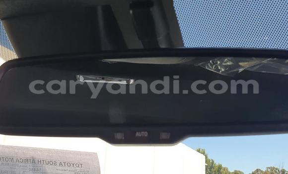 Acheter Occasion Voiture Toyota Hilux Blanc à Lusaka, Zambie Acheter Occasion Voiture Toyota Hilux Blanc à Lusaka, Zambie