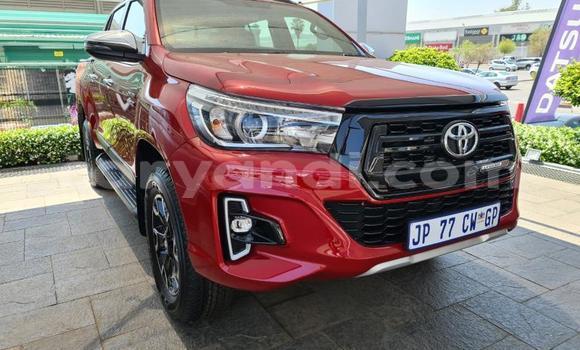 Acheter Occasion Voiture Toyota Hilux Rouge à Lusaka, Zambie