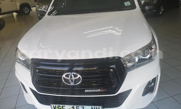 Buy Used Toyota Hilux White Car in Lusaka in Zambia Buy Used Toyota Hilux White Car in Lusaka in Zambia