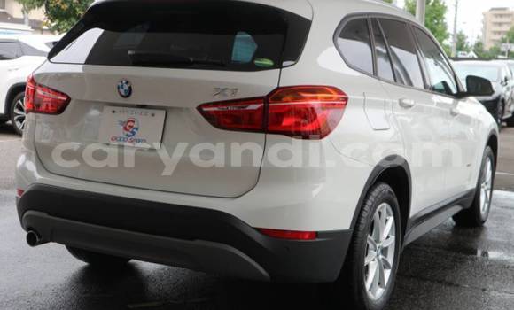 Acheter Occasion Voiture BMW X1 Blanc à Lusaka, Zambie Acheter Occasion Voiture BMW X1 Blanc à Lusaka, Zambie