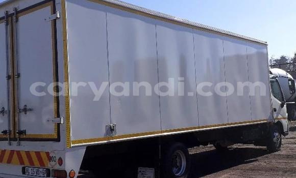 Buy Used Hino 300 Series White Truck in Chililabombwe in Copperbelt Buy Used Hino 300 Series White Truck in Chililabombwe in Copperbelt