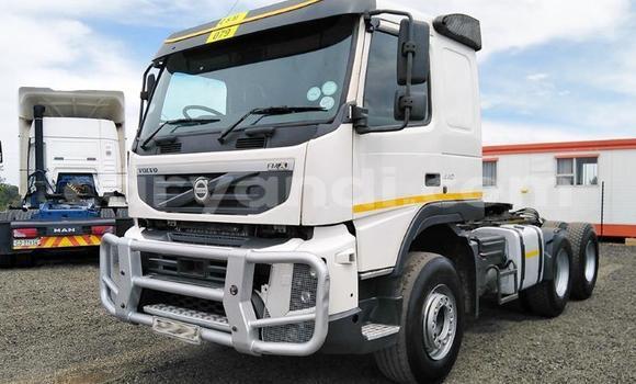 Buy Used Volvo F4 White Truck in Chinsali in Northern Buy Used Volvo F4 White Truck in Chinsali in Northern