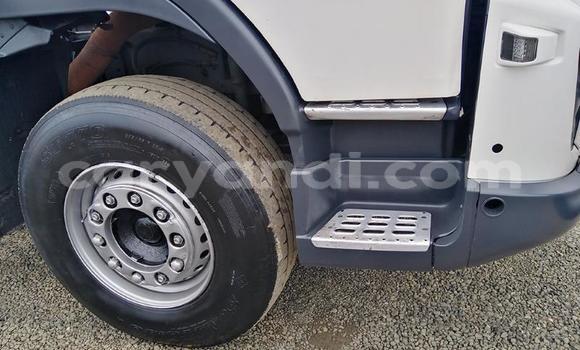 Buy Used Volvo F4 White Truck in Chinsali in Northern Buy Used Volvo F4 White Truck in Chinsali in Northern