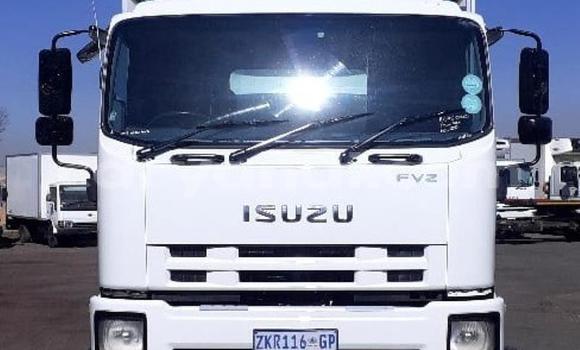 Buy Used Isuzu FTR 850 White Truck in Chingola in Zambia