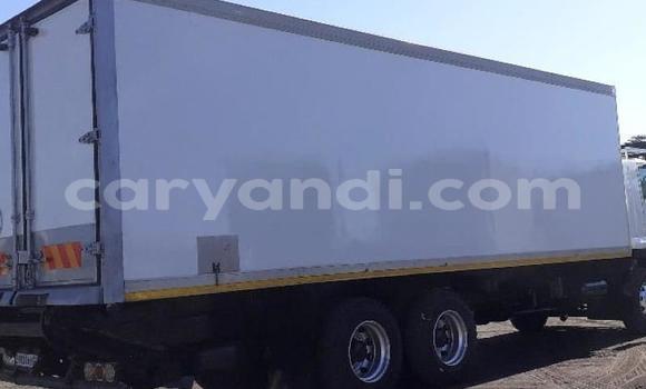 Acheter Occasion Utilitaire Isuzu FTR 850 Blanc à Chingola, Zambie Acheter Occasion Utilitaire Isuzu FTR 850 Blanc à Chingola, Zambie