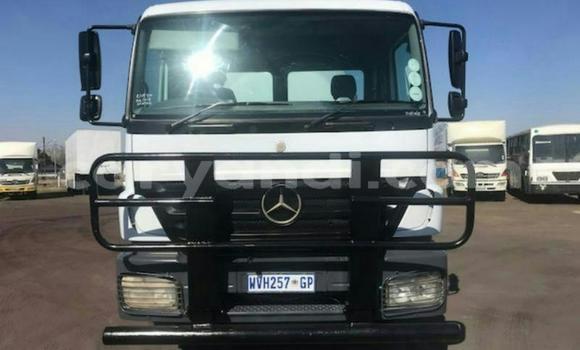 Buy Used Mercedes–Benz 2628 White Truck in Chililabombwe in Copperbelt