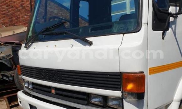 Buy Used Isuzu FTR 850 White Truck in Chipata in Zambia Buy Used Isuzu FTR 850 White Truck in Chipata in Zambia