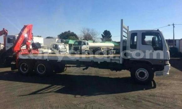 Buy Used Hino 300 Series White Truck in Chingola in Zambia Buy Used Hino 300 Series White Truck in Chingola in Zambia