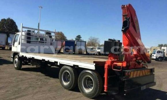 Buy Used Hino 300 Series White Truck in Chingola in Zambia Buy Used Hino 300 Series White Truck in Chingola in Zambia