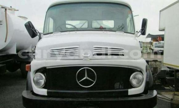 Buy Used Mercedes–Benz MB 100 D Other Truck in Chipata in Zambia Buy Used Mercedes–Benz MB 100 D Other Truck in Chipata in Zambia