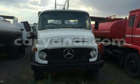 Buy Used Mercedes–Benz MB 100 D Other Truck in Chipata in Zambia Buy Used Mercedes–Benz MB 100 D Other Truck in Chipata in Zambia
