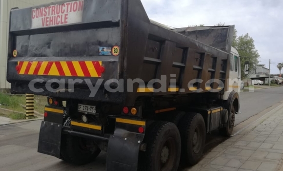 Acheter Occasion Utilitaire Mercedes–Benz 2538 Blanc à Chipata, Zambie Acheter Occasion Utilitaire Mercedes–Benz 2538 Blanc à Chipata, Zambie