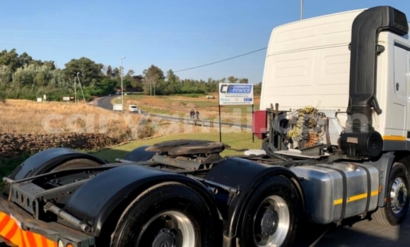 Buy Used Mercedes–Benz 2644 White Truck in Chinsali in Northern Buy Used Mercedes–Benz 2644 White Truck in Chinsali in Northern