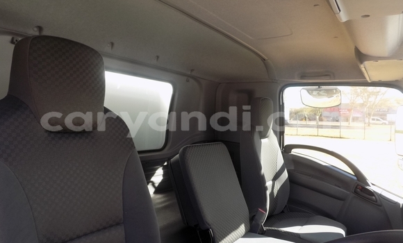 Acheter Occasion Utilitaire Isuzu FTR 850 Blanc à Chingola, Zambie Acheter Occasion Utilitaire Isuzu FTR 850 Blanc à Chingola, Zambie