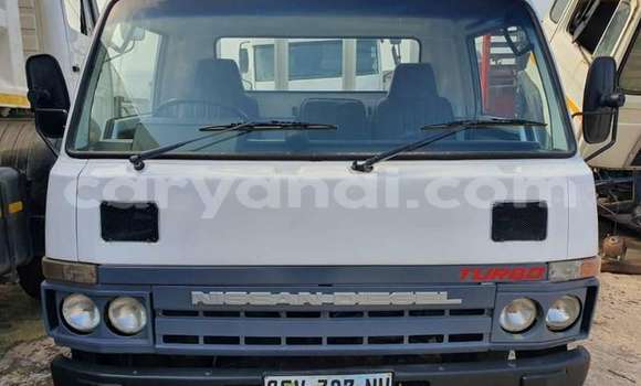 Acheter Occasion Utilitaire Nissan UD Blanc à Choma, Du sud Acheter Occasion Utilitaire Nissan UD Blanc à Choma, Du sud