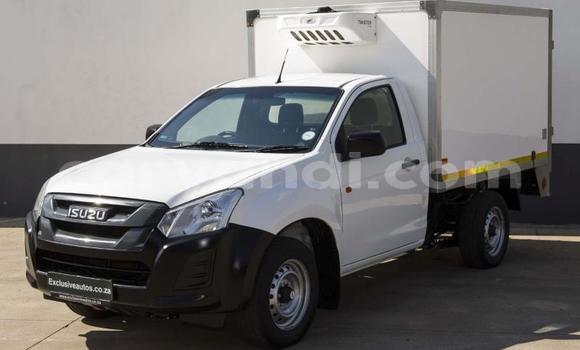 Buy Used Isuzu KB White Car in Isoka in Northern Buy Used Isuzu KB White Car in Isoka in Northern