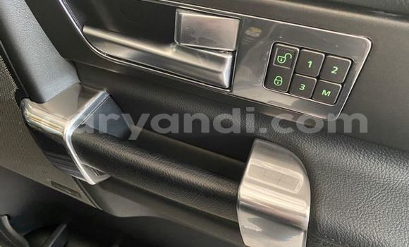 Buy Used Land Rover Discovery Silver Car in Lusaka in Zambia Buy Used Land Rover Discovery Silver Car in Lusaka in Zambia