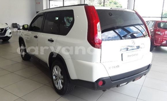 Buy Used Nissan X–Trail White Car in Chingola in Zambia Buy Used Nissan X–Trail White Car in Chingola in Zambia