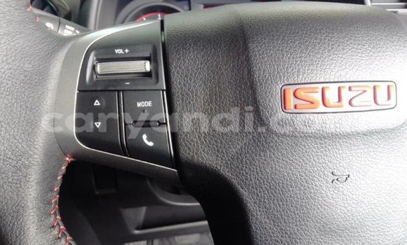 Acheter Occasion Voiture Isuzu D–MAX Blanc à Lusaka, Zambie Acheter Occasion Voiture Isuzu D–MAX Blanc à Lusaka, Zambie