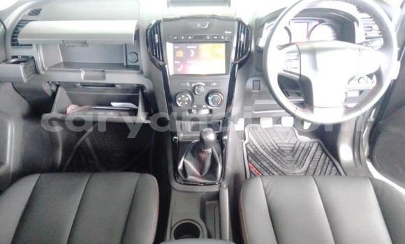 Acheter Occasion Voiture Isuzu D–MAX Blanc à Lusaka, Zambie Acheter Occasion Voiture Isuzu D–MAX Blanc à Lusaka, Zambie