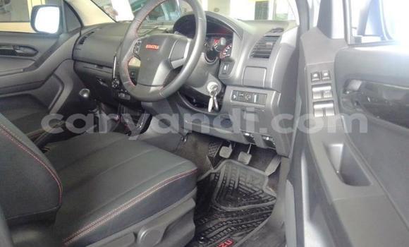 Acheter Occasion Voiture Isuzu D–MAX Blanc à Lusaka, Zambie Acheter Occasion Voiture Isuzu D–MAX Blanc à Lusaka, Zambie