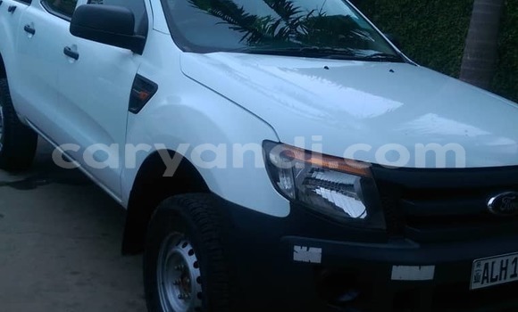 Acheter Occasion Voiture Ford Ranger Blanc à Lusaka, Zambie Acheter Occasion Voiture Ford Ranger Blanc à Lusaka, Zambie