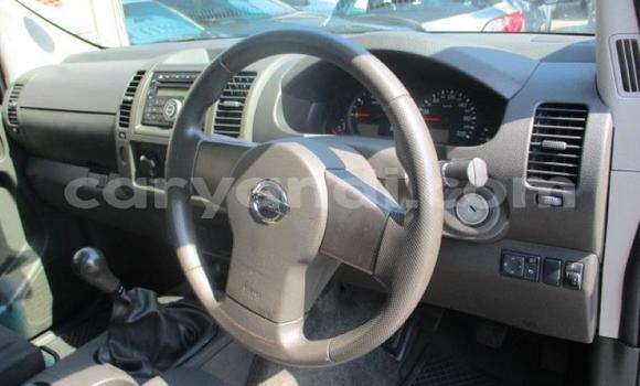 Acheter Occasion Voiture Nissan Navara Blanc à Chipata, Zambie Acheter Occasion Voiture Nissan Navara Blanc à Chipata, Zambie