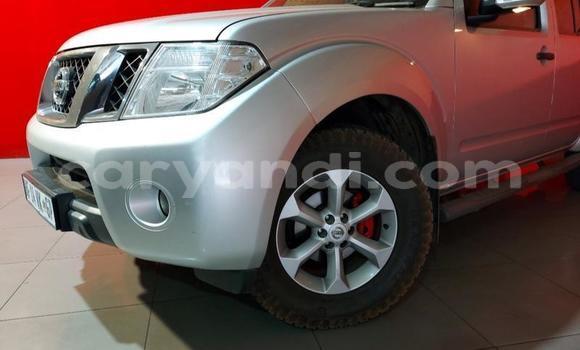 Acheter Occasion Voiture Nissan Navara Gris à Chilanga, Lusaka Acheter Occasion Voiture Nissan Navara Gris à Chilanga, Lusaka