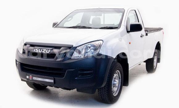 Buy Used Isuzu KB White Car in Chililabombwe in Copperbelt Buy Used Isuzu KB White Car in Chililabombwe in Copperbelt