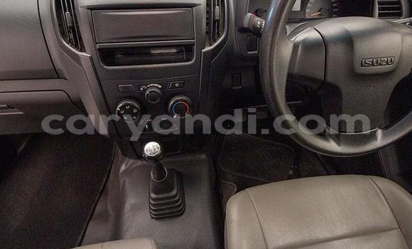 Buy Used Isuzu KB White Car in Chililabombwe in Copperbelt Buy Used Isuzu KB White Car in Chililabombwe in Copperbelt