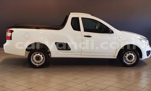 Buy Used Chevrolet Van White Car in Chambishi in Copperbelt Buy Used Chevrolet Van White Car in Chambishi in Copperbelt