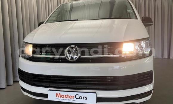 Acheter Occasion Voiture Volkswagen Transporter Blanc à Chipata, Zambie Acheter Occasion Voiture Volkswagen Transporter Blanc à Chipata, Zambie