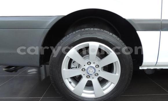 Buy Used Mercedes‒Benz Vito White Car in Chambishi in Copperbelt Buy Used Mercedes‒Benz Vito White Car in Chambishi in Copperbelt