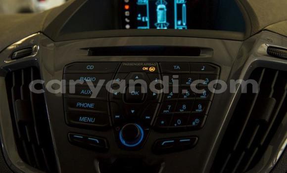 Buy Used Ford Custom White Car in Chililabombwe in Copperbelt Buy Used Ford Custom White Car in Chililabombwe in Copperbelt