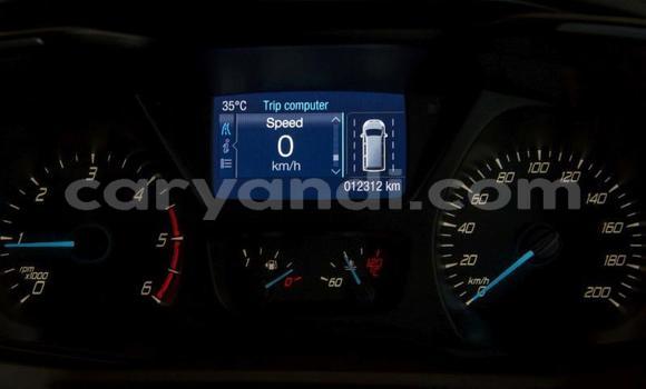 Buy Used Ford Custom White Car in Chililabombwe in Copperbelt Buy Used Ford Custom White Car in Chililabombwe in Copperbelt