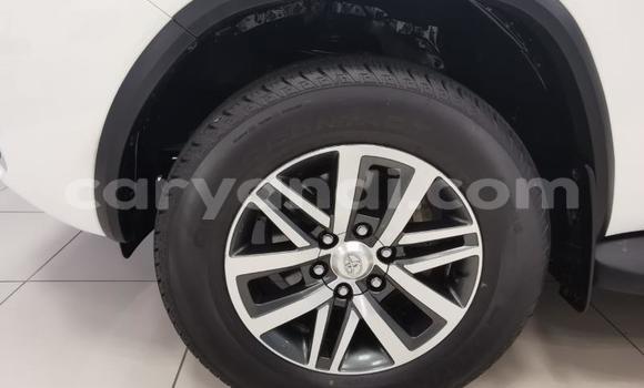 Buy Used Toyota Fortuner White Car in Choma in Southern Buy Used Toyota Fortuner White Car in Choma in Southern