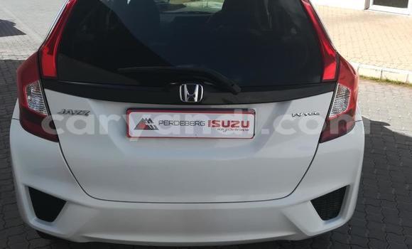 Buy Used Honda Jazz White Car in Chipata in Zambia Buy Used Honda Jazz White Car in Chipata in Zambia