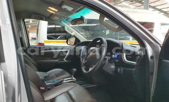 Nunua Ilio tumika Toyota Fortuner Nyingine Gari ndani ya Chingola nchini Zambia Nunua Ilio tumika Toyota Fortuner Nyingine Gari ndani ya Chingola nchini Zambia