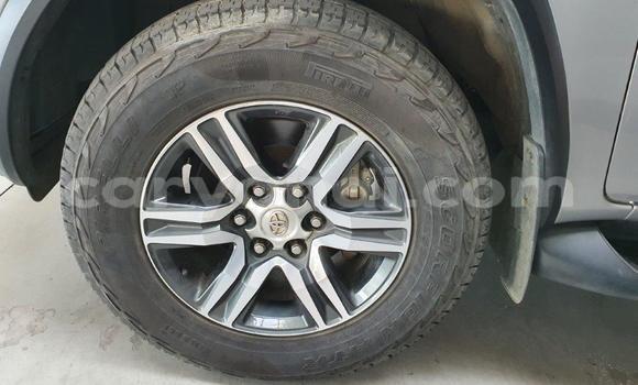 Nunua Ilio tumika Toyota Fortuner Nyingine Gari ndani ya Chingola nchini Zambia Nunua Ilio tumika Toyota Fortuner Nyingine Gari ndani ya Chingola nchini Zambia