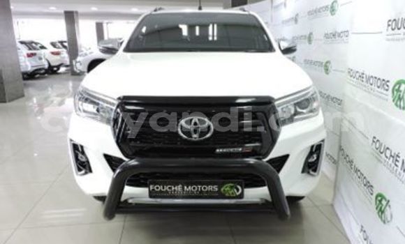 Acheter Occasion Voiture Toyota Hilux Blanc à Kabwe, Zambie Acheter Occasion Voiture Toyota Hilux Blanc à Kabwe, Zambie