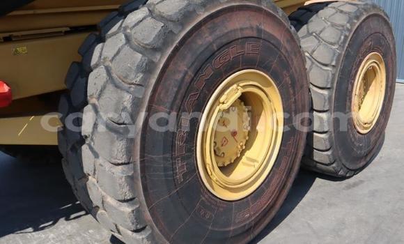 Tenga Tsaru Caterpillar 120 Zvimwe Rori in Mongu in Western Tenga Tsaru Caterpillar 120 Zvimwe Rori in Mongu in Western