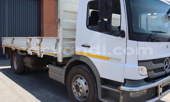 Tenga Tsaru Mercedes–Benz Atego Chena Rori in Mongu in Western Tenga Tsaru Mercedes–Benz Atego Chena Rori in Mongu in Western