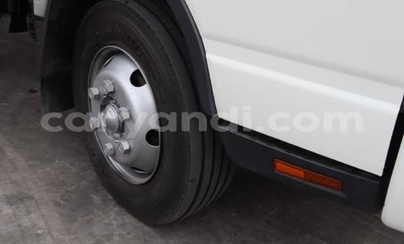 Acheter Occasion Utilitaire Mitsubishi Fuso Blanc à Mongu, Occidental Acheter Occasion Utilitaire Mitsubishi Fuso Blanc à Mongu, Occidental