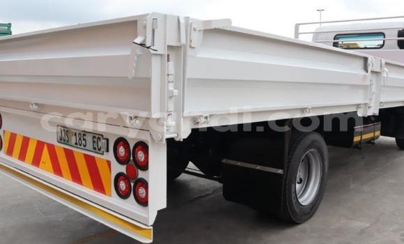 Acheter Occasion Utilitaire Mitsubishi Fuso Blanc à Mongu, Occidental Acheter Occasion Utilitaire Mitsubishi Fuso Blanc à Mongu, Occidental