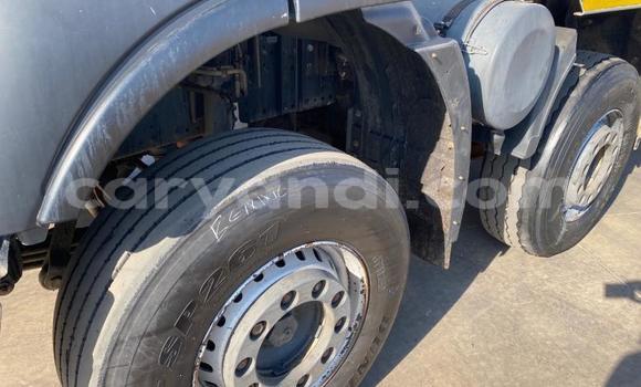 Nunua Ilio tumika Iveco Cargo Nyeupe Lori ndani ya Mongu nchini Magharibi Nunua Ilio tumika Iveco Cargo Nyeupe Lori ndani ya Mongu nchini Magharibi