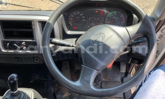 Nunua Ilio tumika Hino Ranger Nyeupe Lori ndani ya Mazabuka nchini Kusini Nunua Ilio tumika Hino Ranger Nyeupe Lori ndani ya Mazabuka nchini Kusini