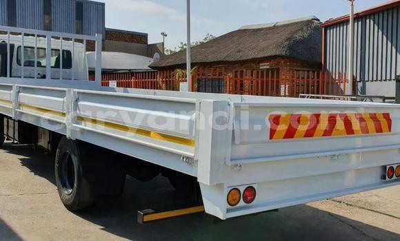 Buy Used Nissan UD White Truck in Kitwe in Zambia Buy Used Nissan UD White Truck in Kitwe in Zambia