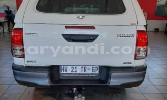 Acheter Occasion Voiture Toyota Hilux Blanc à Chipata, Zambie Acheter Occasion Voiture Toyota Hilux Blanc à Chipata, Zambie