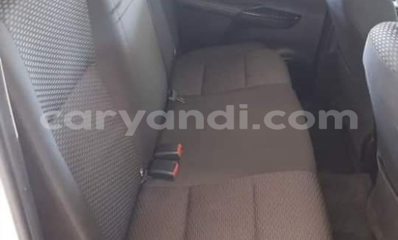 Acheter Occasion Voiture Toyota Hilux Blanc à Chipata, Zambie Acheter Occasion Voiture Toyota Hilux Blanc à Chipata, Zambie