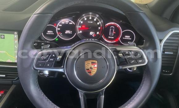 Nunua Ilio tumika Porsche Cayenne Nyeupe Gari ndani ya Kitwe nchini Zambia Nunua Ilio tumika Porsche Cayenne Nyeupe Gari ndani ya Kitwe nchini Zambia